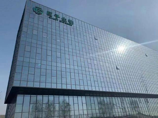 xm外汇官网网址是多少在古生物研学基地“拼装恐龙”